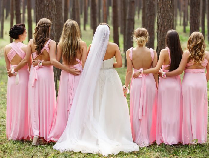 5 inspirujących stylizacji na wesele. Jak się ubrać na wesele jako gość